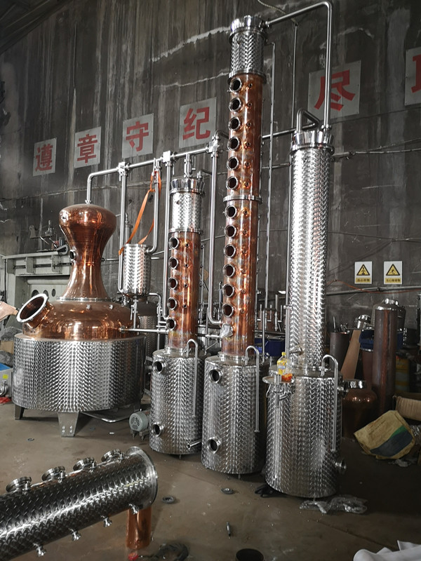 800L Industrial Alcohol Whisky Vodka Distillation Machine